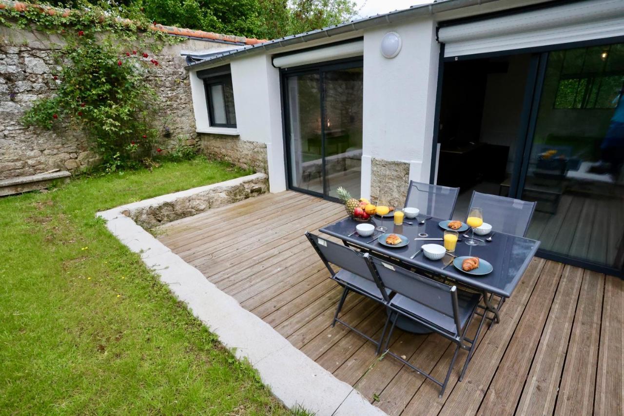 Ferienwohnung L'Atelier Et Sa Terrasse Pontivy Exterior foto