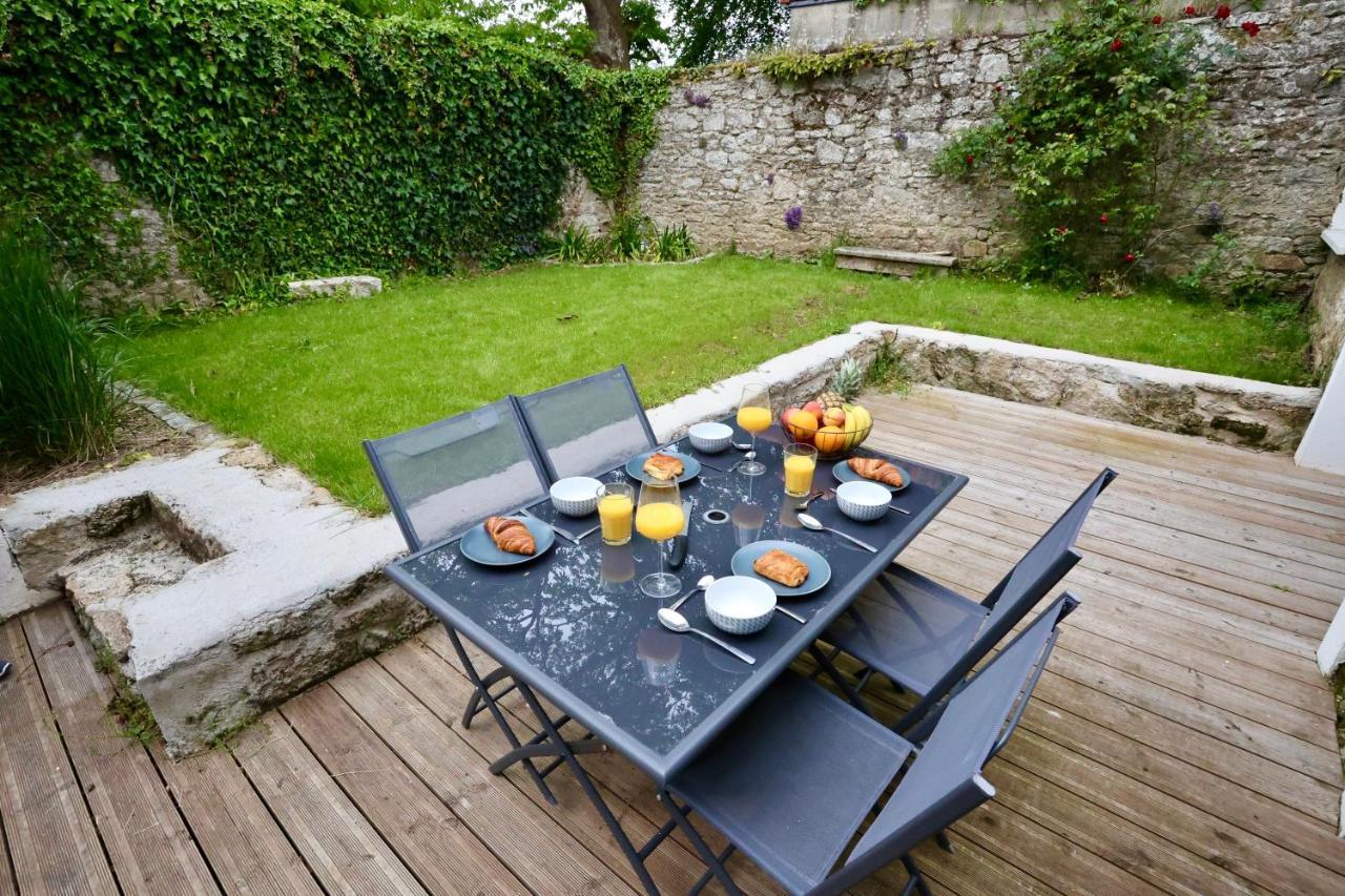 Ferienwohnung L'Atelier Et Sa Terrasse Pontivy Exterior foto